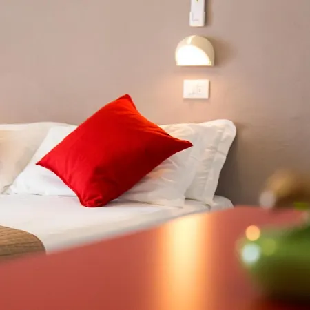 Bel Hotel *