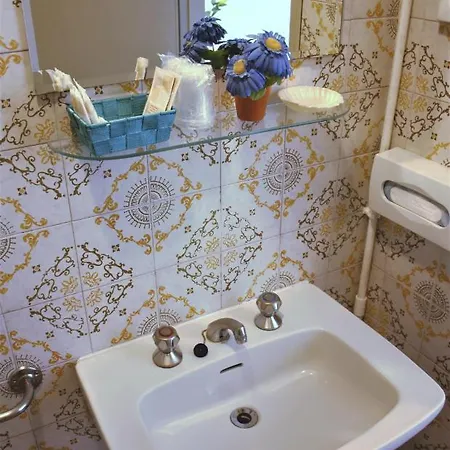 Hotel Dei Cesari 3*
