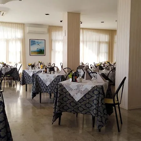 Hotel Dei Cesari Rimini