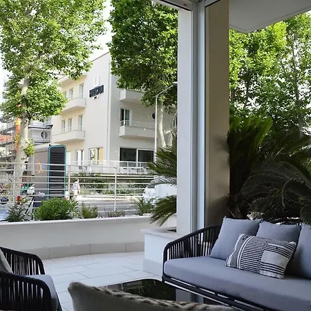 Otel Riva E Mare 3*