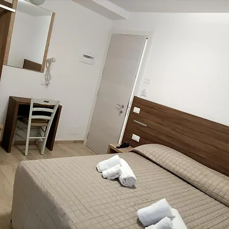 Bed & Book Hotel *