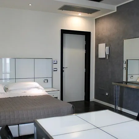 Atmosphere Hotell 4*