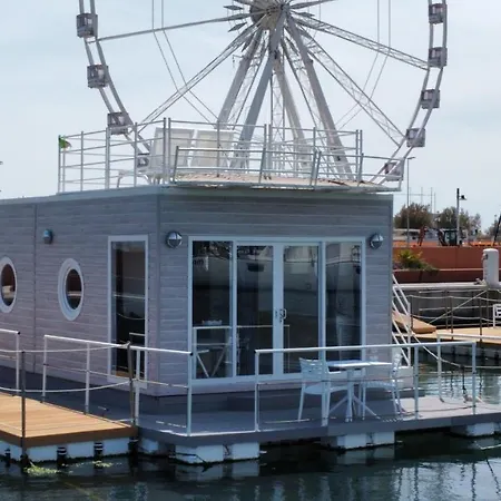 House Boat Rimini