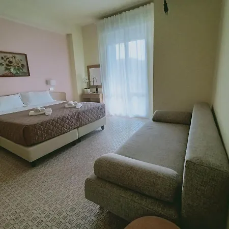 Rossella Hotel