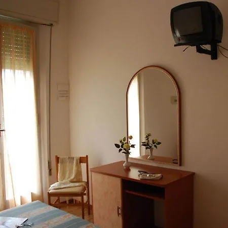 Serenella Vintage Hotel