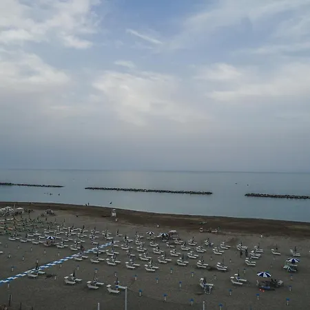 Nautic Hotel 3*
