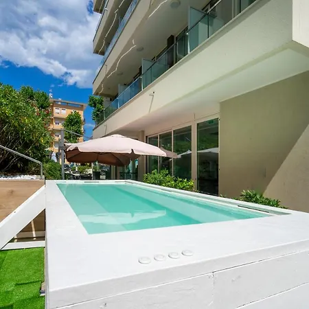 Otel Cristallo 4*