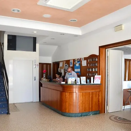 Hotel What Else 3*