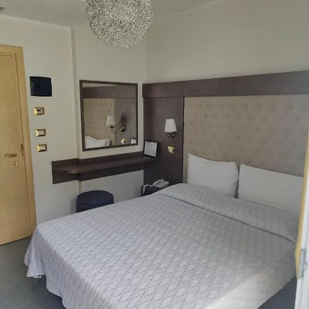 Ambassador 4*