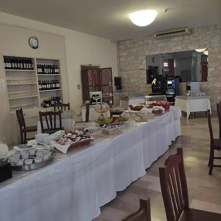 Prestige Miramare Hotel 3*