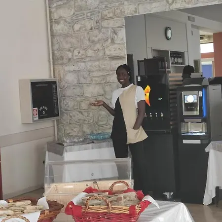 Prestige Miramare Hotel 3*