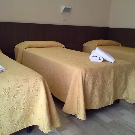 Annetta Hotel