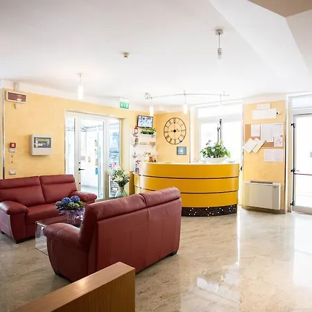 Marzia Aparthotel