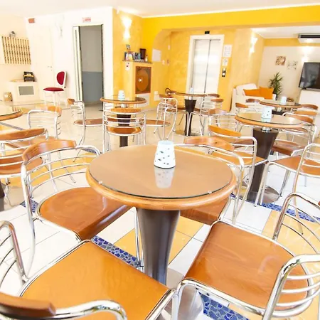 Adria Hotel