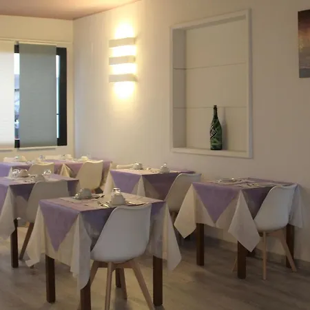 Adria Nuova 3* Римини