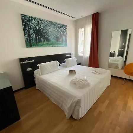 Card International Hotel