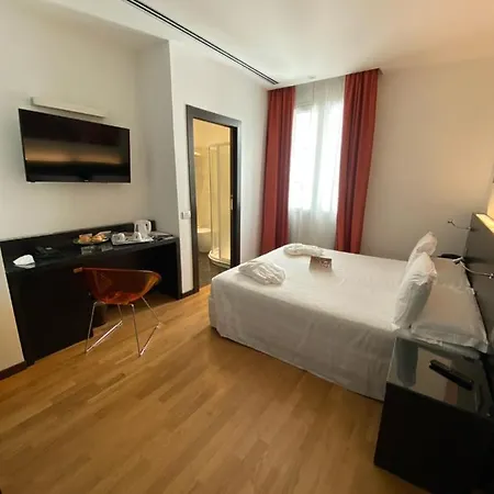 Hotel Card International 4*