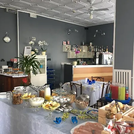 Hotel Albergo Rondine Rimini
