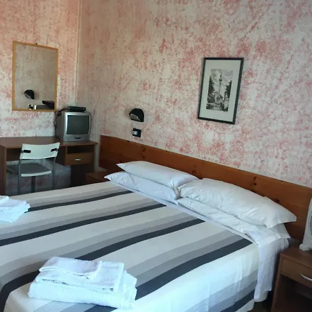 Albergo Rondine Rimini