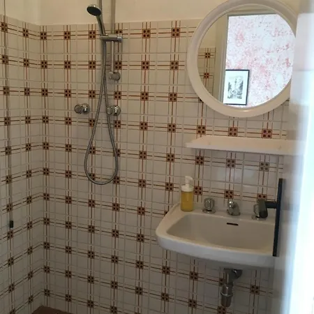 Albergo Rondine * Rimini