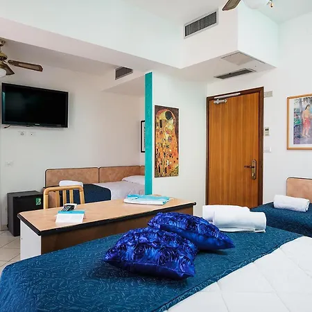 Hotel Albatros 3*