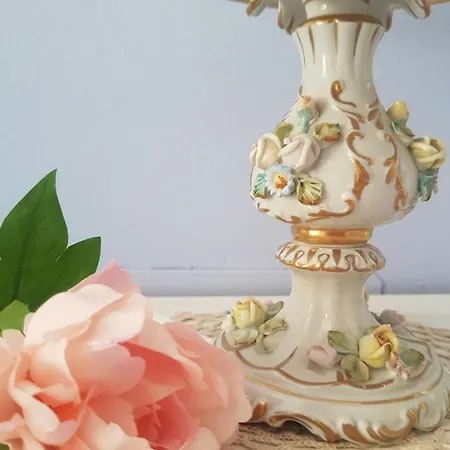 Apartment The Roses - Delizioso Attico Su 2 Livelli Zona Palacongressi