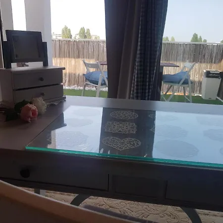 Apartment The Roses - Delizioso Attico Su 2 Livelli Zona Palacongressi Rimini