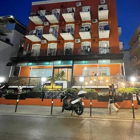 Venere Hotel 3*