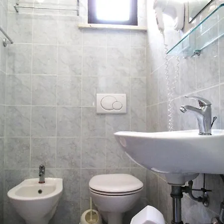 Zenith Hotel 3*