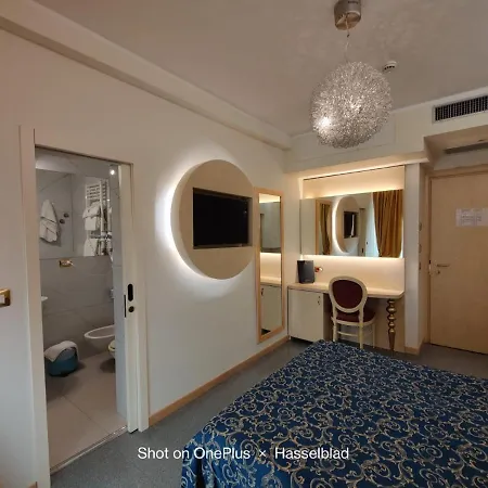 Ambassador 4*