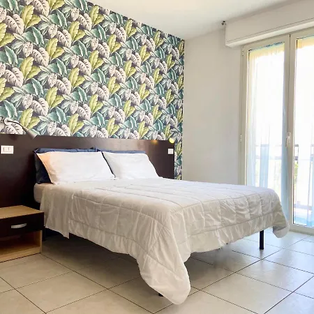Acqua Marina Aparthotel