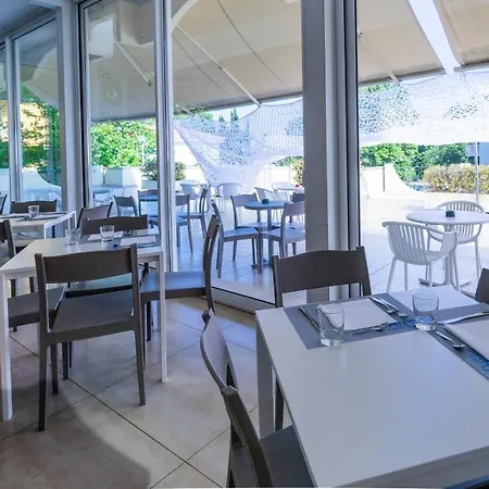Hotel Oceanic 3*