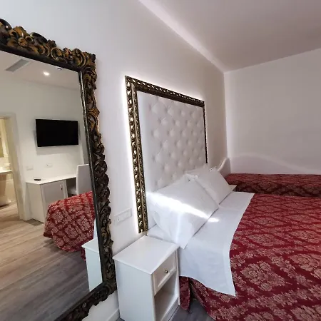 Lido Hotel 3*