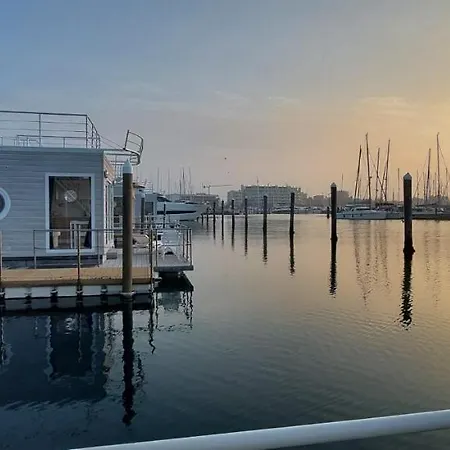 House Boat 4* Rimini