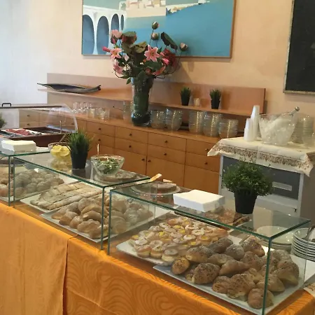 Hotel Fabius 3*