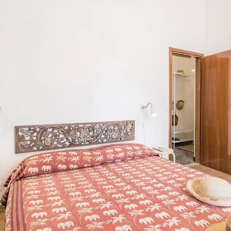 Apartment 2 Bedroom In
