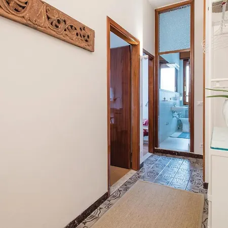 2 Bedroom In *