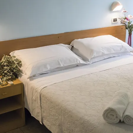 Hotel Eliseo 2*