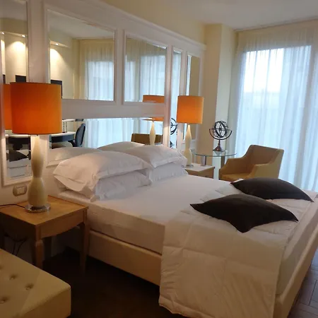 Hotel Erbavoglio 4*