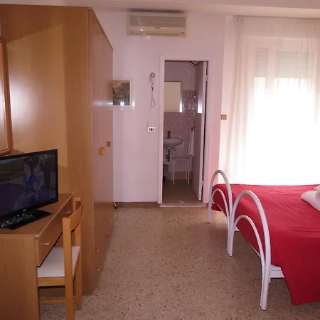 Otel Gemini 3*
