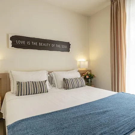Le Rose Hotel 4*