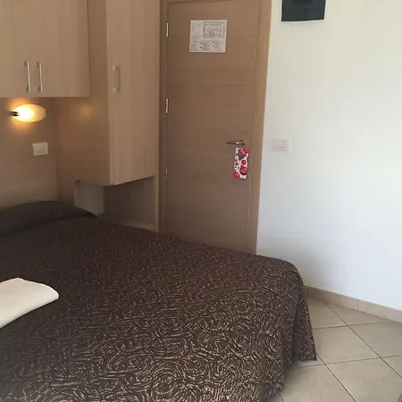 Отель Rubens 3*