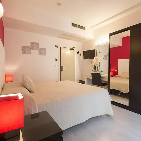 Levante Hotel 4*