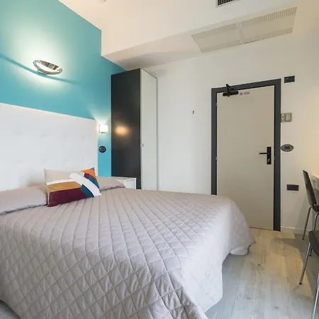 Levante 4*