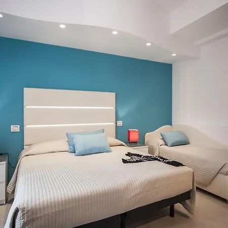Levante Hotel