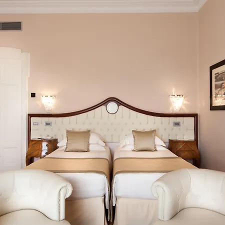 Grand 5* Rimini
