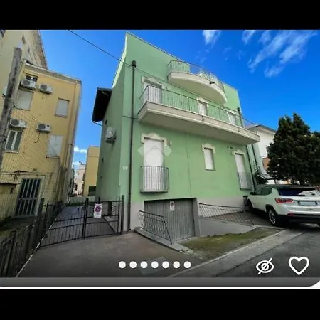 Merilyn Apartament *