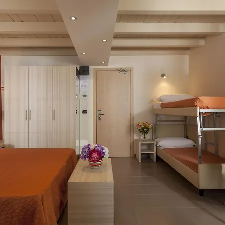 Aurora Mare Hotel 3*