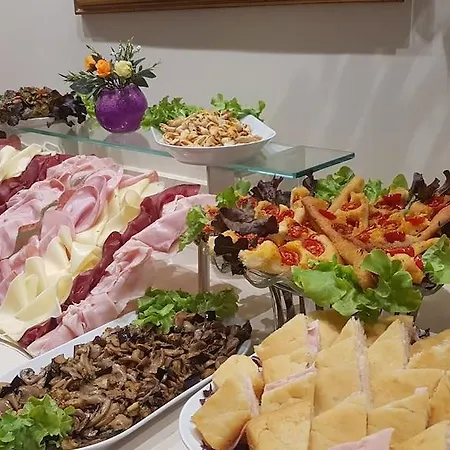Hotel Aurora Mare 3*