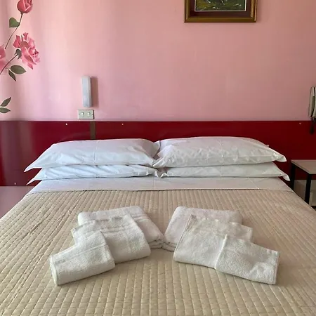 Otel Nova Dhely